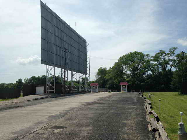 Cascade Drive-In - 2014 Photo (newer photo)